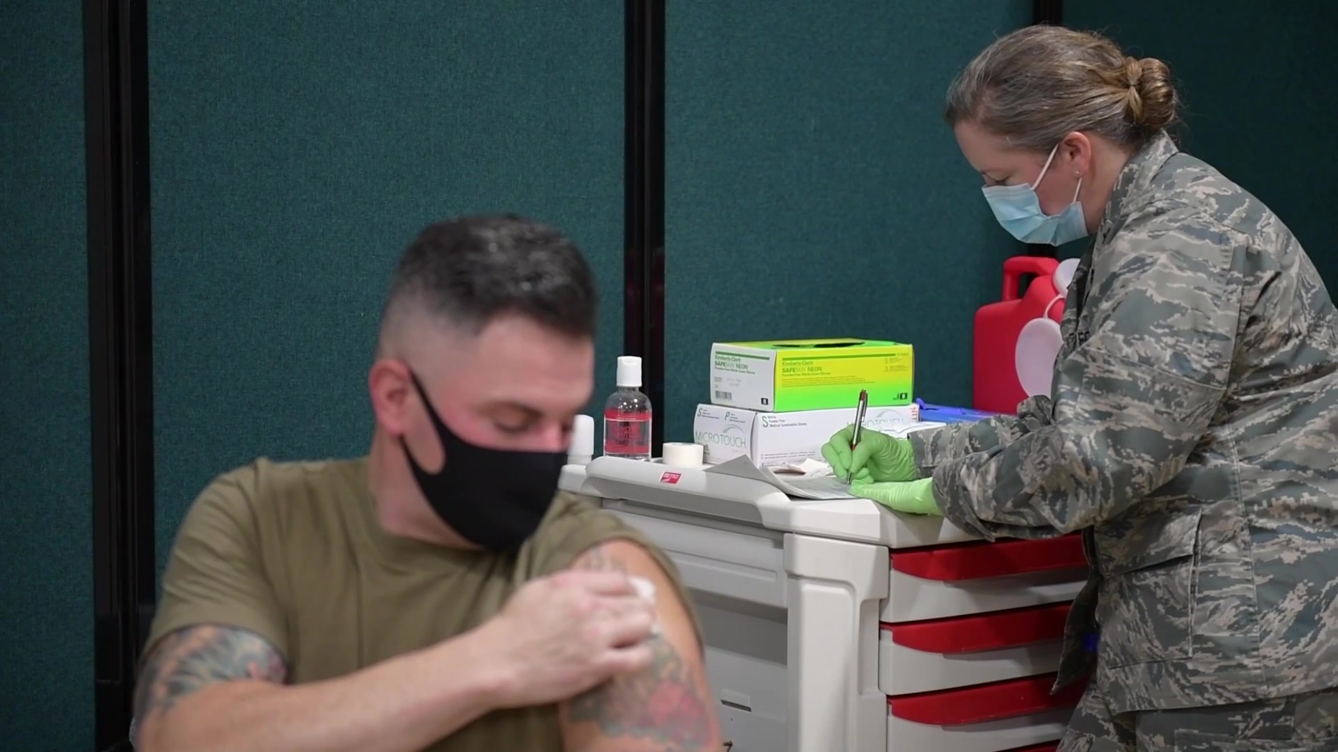 In honor of the New Year, check out our newly refreshed "On Drill" series. For this month, we take an inside look at the DoD vaccine distribution to members of the Vermont National Guard. Enjoy!
