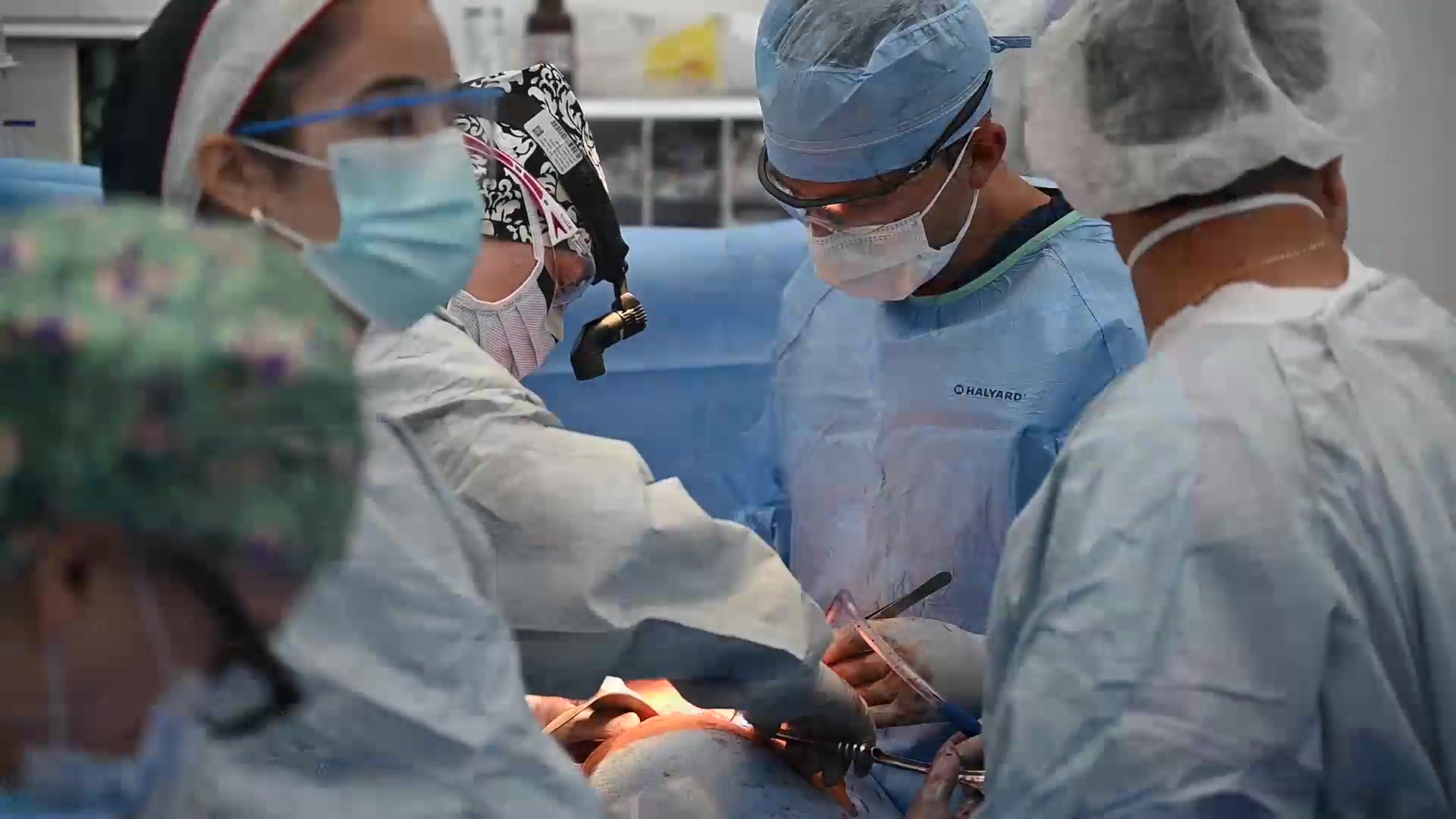 Video of U.S. military medics conducting urological surgeries   at Hospital del Sur in Choluteca, Honduras.
