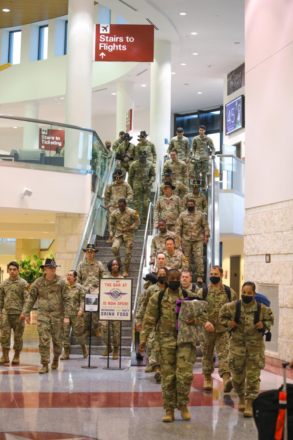 1CDSB 15th FMSU Soldiers Return From Deployment