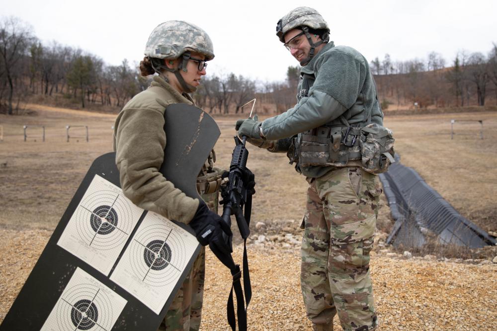 Soldiers Conduct Weapons Qualification Training