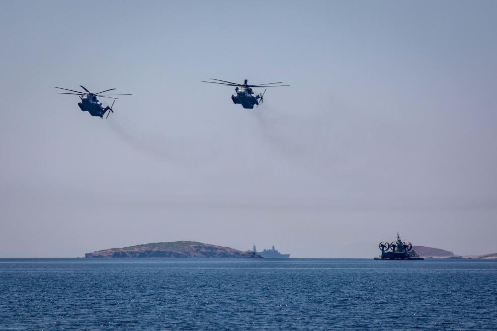USS Arlington, 22nd MEU conduct joint training with Hellenic Armed Forces