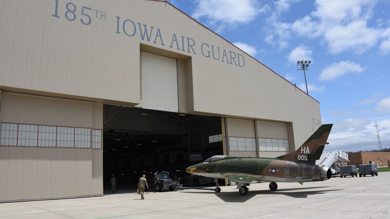 F-100 tribute to Air National Guard legacy