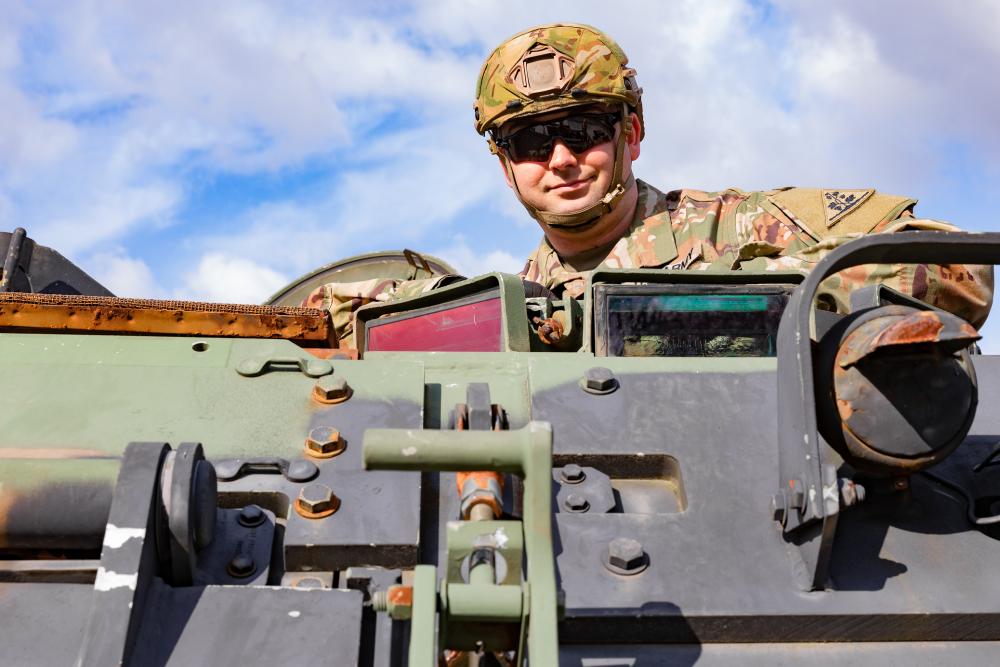 Connecticut Army National Guard Supplies M113 APC to Ukraine