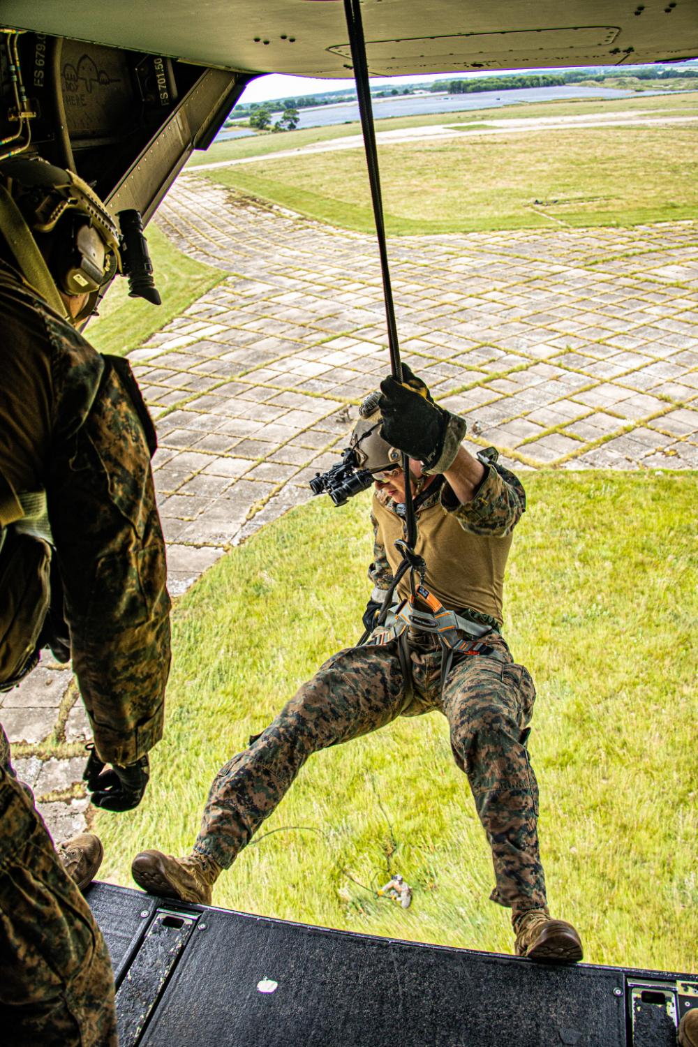 2d Recon HRST training