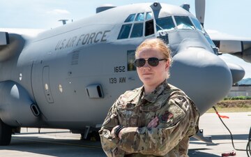 Airman’s passion for aviation extends beyond drill weekends