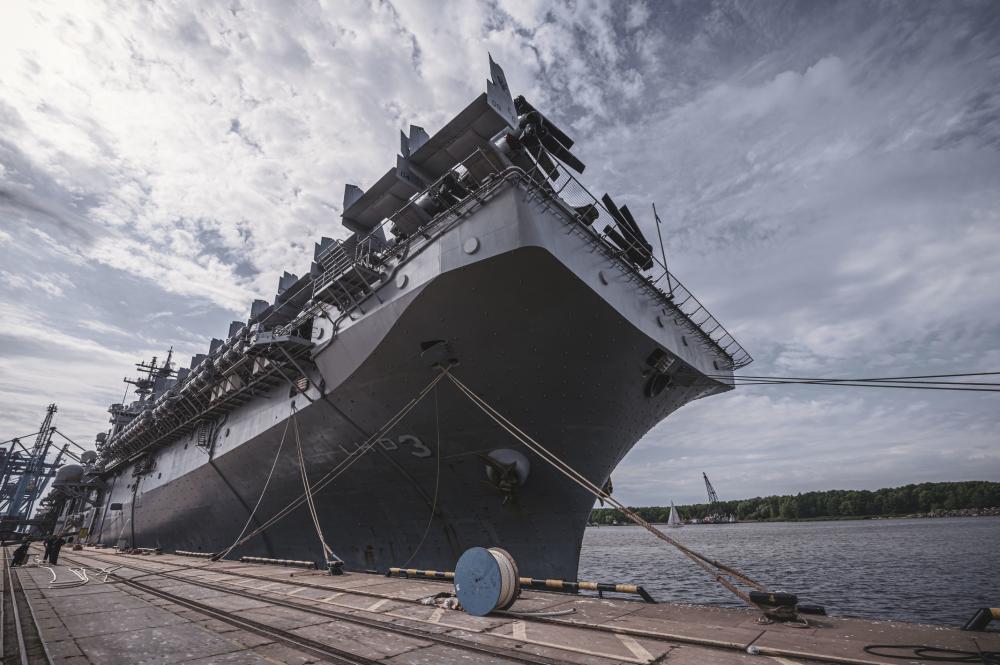 USS Kearsarge (LHD 3) arrives in Klaipėda, Lithuania