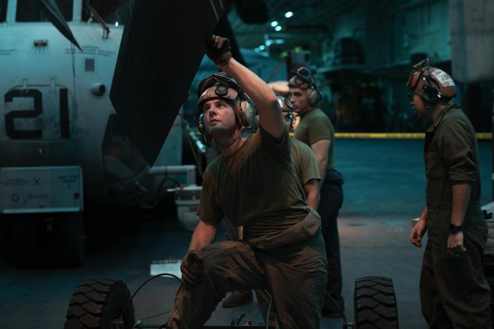 DVIDS - Images - 31st MEU conducts MV-22 Rotor Maintenance [Image 12 of 13]